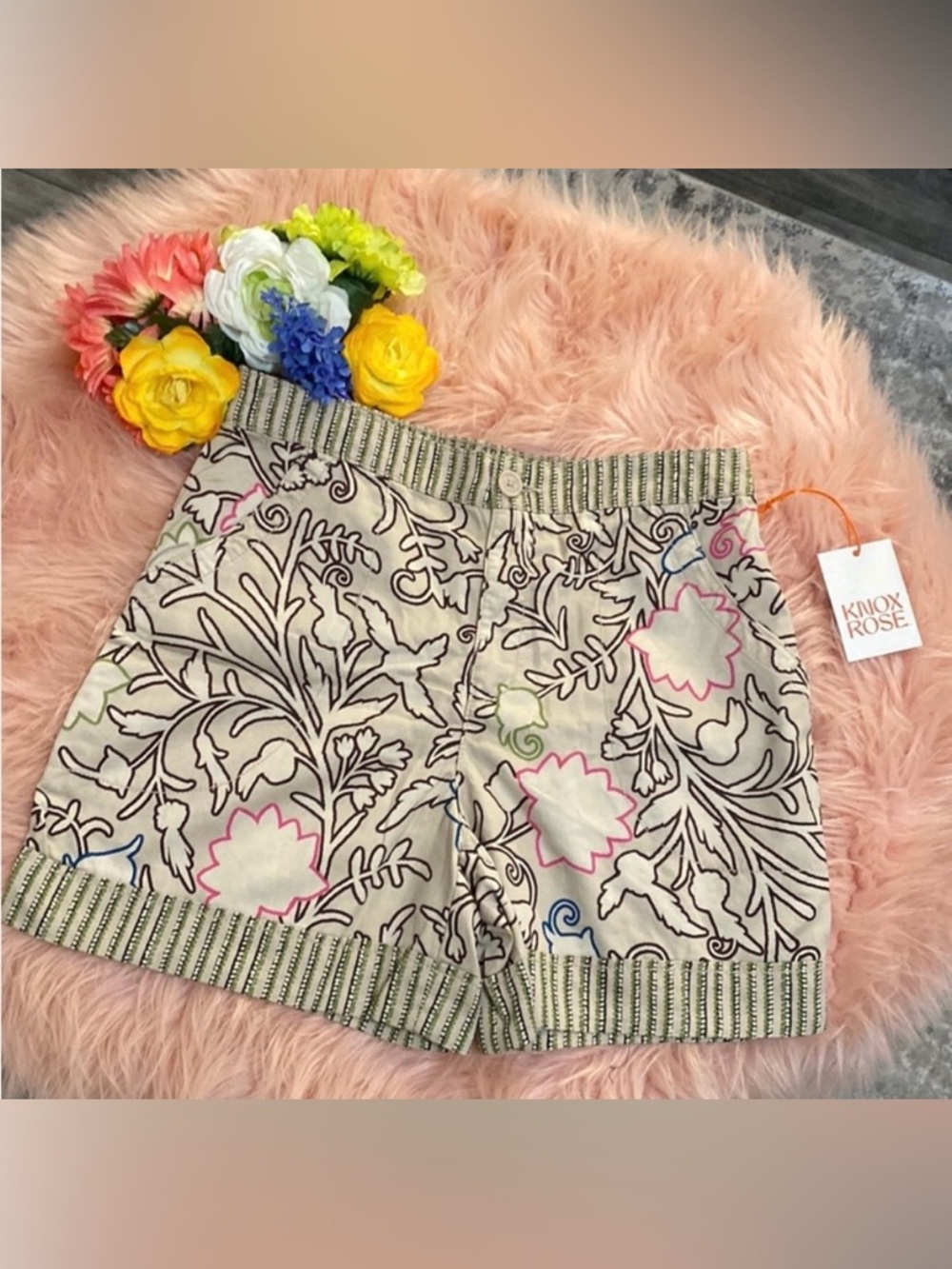 Floral Print Shorts W/Contrast Print Waist & Hem High Rise Sz MED NEW!
